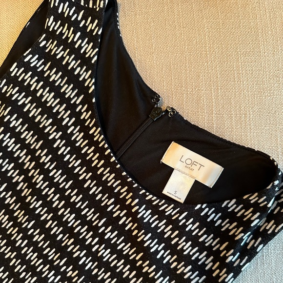 LOFT Dress - Picture 2 of 4